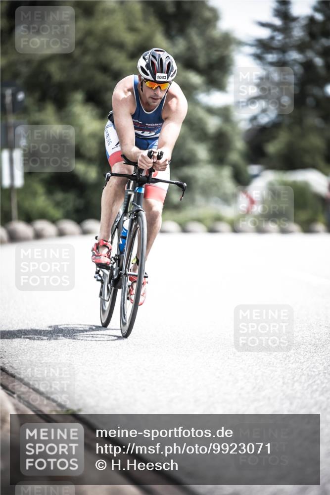 21.06.2026 - 29. Vierlanden-Triathlon H.Heesch http://msf.ph/oto/9923071 21.06.2026 13:02:25 Radfahren 1043 meine-sportfotos.de
