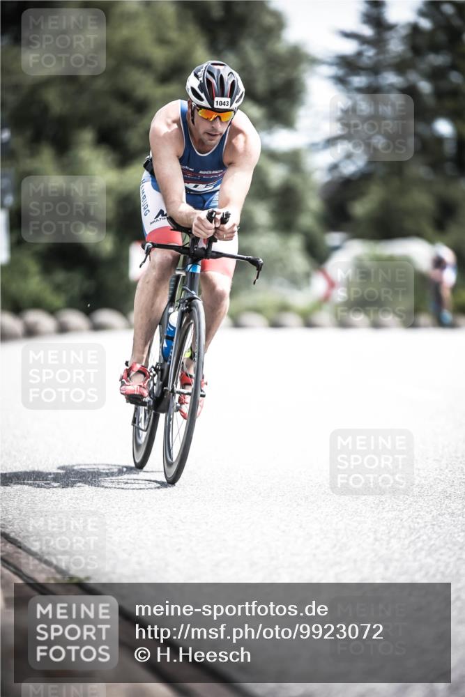 21.06.2026 - 29. Vierlanden-Triathlon H.Heesch http://msf.ph/oto/9923072 21.06.2026 13:02:25 Radfahren 1043 meine-sportfotos.de