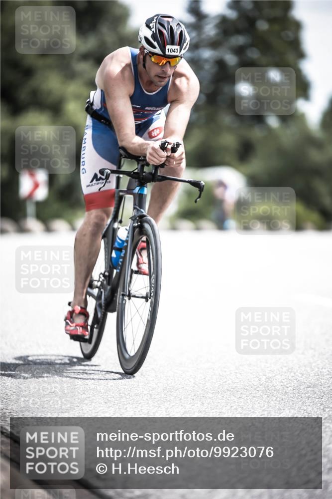 21.06.2026 - 29. Vierlanden-Triathlon H.Heesch http://msf.ph/oto/9923076 21.06.2026 13:02:26 Radfahren 1043 meine-sportfotos.de