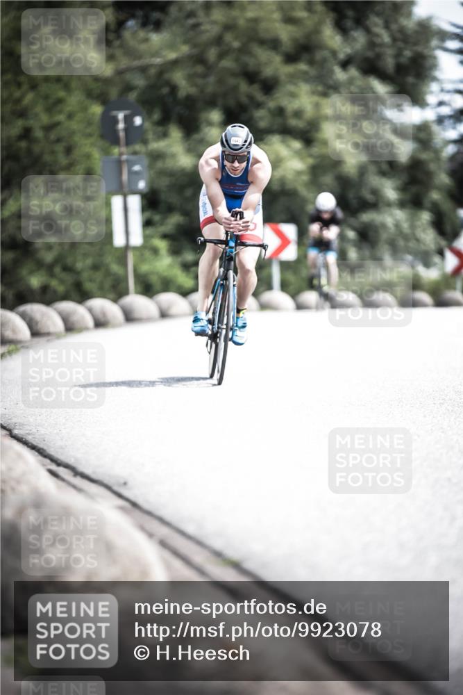 21.06.2026 - 29. Vierlanden-Triathlon H.Heesch http://msf.ph/oto/9923078 21.06.2026 13:02:29 Radfahren 11 meine-sportfotos.de