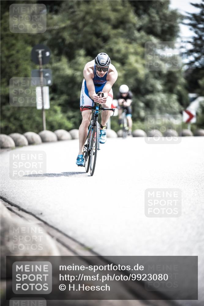 21.06.2026 - 29. Vierlanden-Triathlon H.Heesch http://msf.ph/oto/9923080 21.06.2026 13:02:30 Radfahren 1045 meine-sportfotos.de