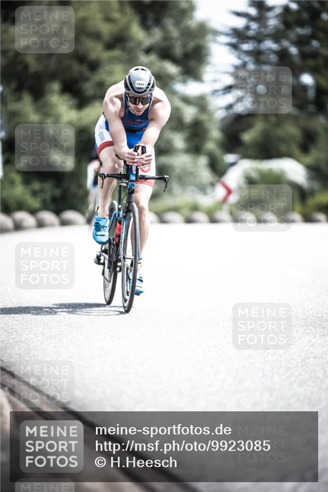 21.06.2026 - 29. Vierlanden-Triathlon H.Heesch http://msf.ph/oto/9923085 21.06.2026 13:02:30 Radfahren 1045 meine-sportfotos.de