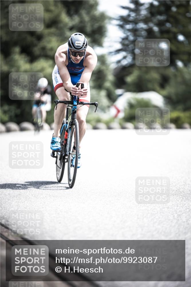 21.06.2026 - 29. Vierlanden-Triathlon H.Heesch http://msf.ph/oto/9923087 21.06.2026 13:02:30 Radfahren 1045 meine-sportfotos.de