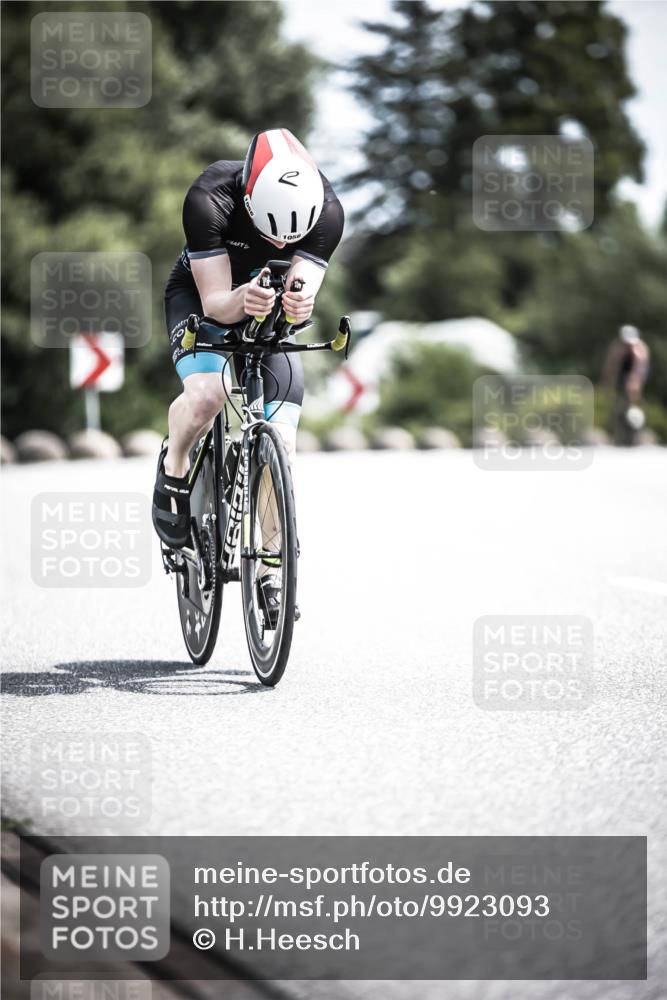 21.06.2026 - 29. Vierlanden-Triathlon H.Heesch http://msf.ph/oto/9923093 21.06.2026 13:02:33 Radfahren 1056 meine-sportfotos.de
