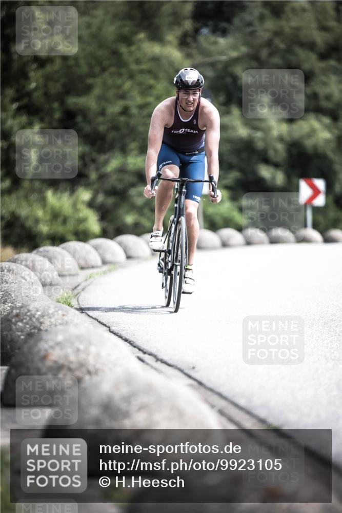 21.06.2026 - 29. Vierlanden-Triathlon H.Heesch http://msf.ph/oto/9923105 21.06.2026 13:02:39 Radfahren 104 meine-sportfotos.de