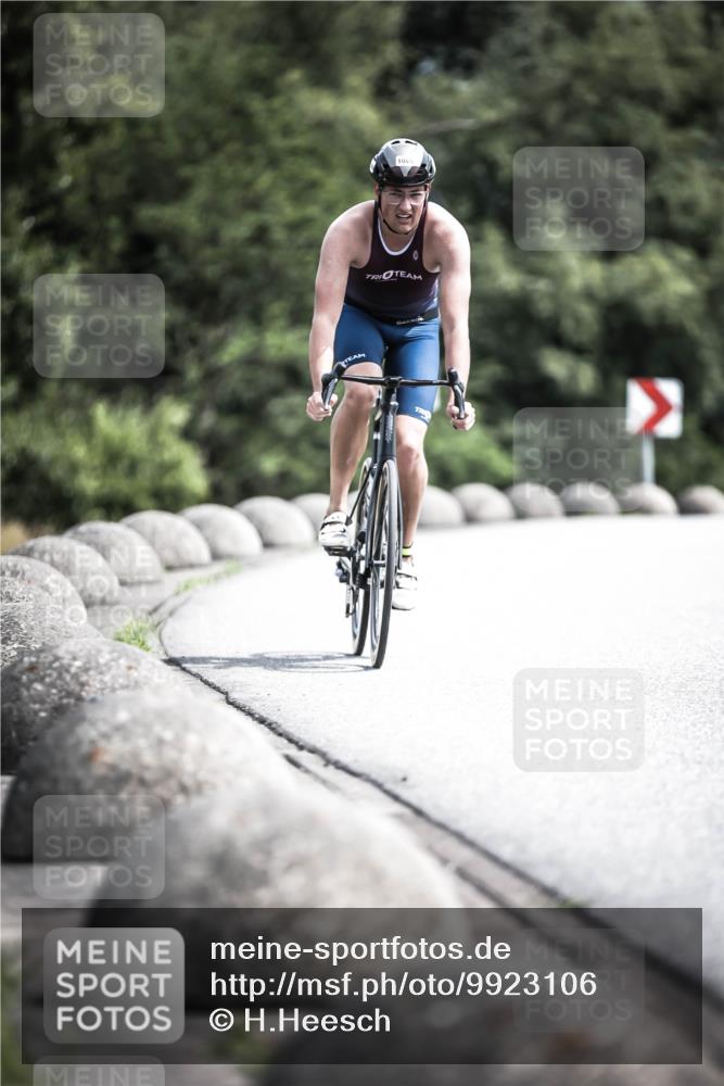 21.06.2026 - 29. Vierlanden-Triathlon H.Heesch http://msf.ph/oto/9923106 21.06.2026 13:02:39 Radfahren 104 meine-sportfotos.de