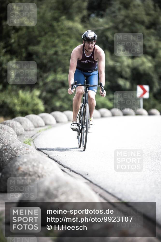 21.06.2026 - 29. Vierlanden-Triathlon H.Heesch http://msf.ph/oto/9923107 21.06.2026 13:02:39 Radfahren 1049 meine-sportfotos.de
