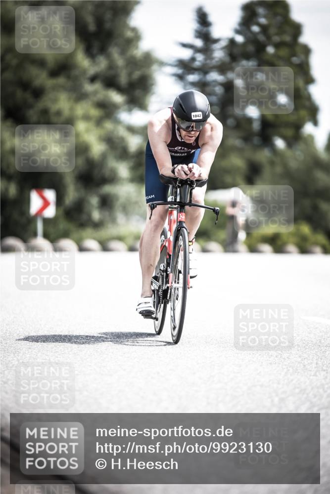 21.06.2026 - 29. Vierlanden-Triathlon H.Heesch http://msf.ph/oto/9923130 21.06.2026 13:02:48 Radfahren 1042 meine-sportfotos.de