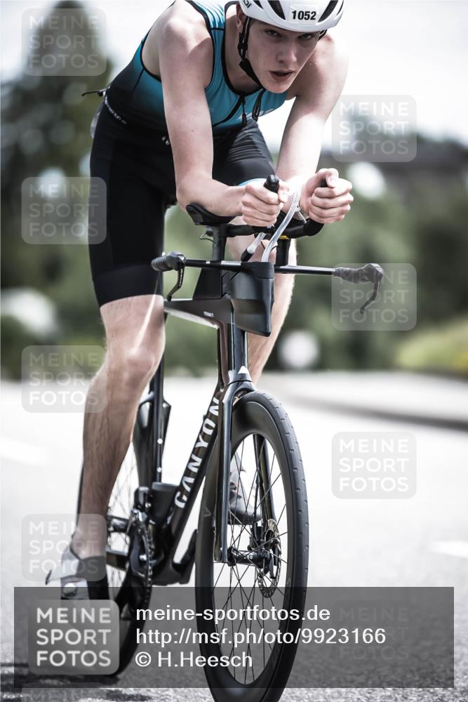 21.06.2026 - 29. Vierlanden-Triathlon H.Heesch http://msf.ph/oto/9923166 21.06.2026 13:02:54 Radfahren 1052 meine-sportfotos.de