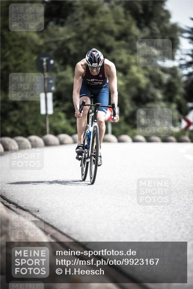 21.06.2026 - 29. Vierlanden-Triathlon H.Heesch http://msf.ph/oto/9923167 21.06.2026 13:03:08 Radfahren 1048 meine-sportfotos.de