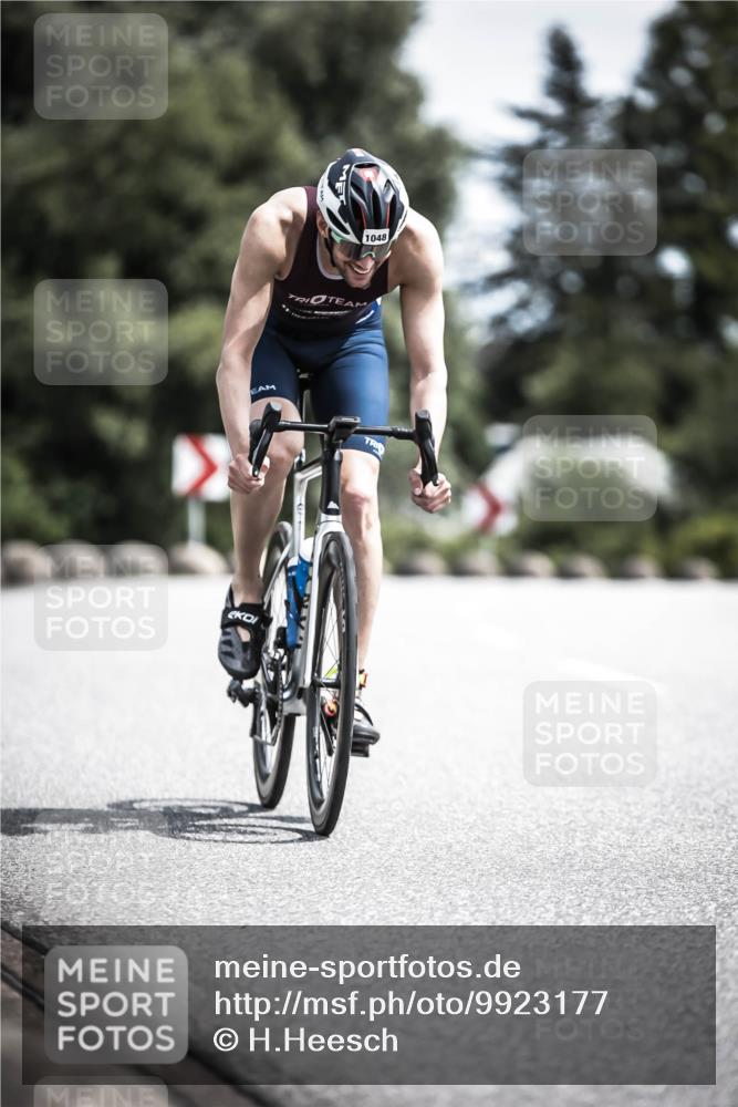 21.06.2026 - 29. Vierlanden-Triathlon H.Heesch http://msf.ph/oto/9923177 21.06.2026 13:03:09 Radfahren 1048 meine-sportfotos.de