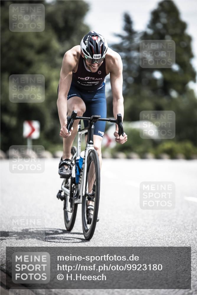 21.06.2026 - 29. Vierlanden-Triathlon H.Heesch http://msf.ph/oto/9923180 21.06.2026 13:03:09 Radfahren 1048 meine-sportfotos.de
