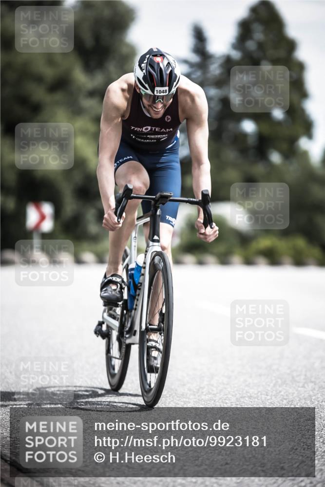 21.06.2026 - 29. Vierlanden-Triathlon H.Heesch http://msf.ph/oto/9923181 21.06.2026 13:03:09 Radfahren 1048 meine-sportfotos.de