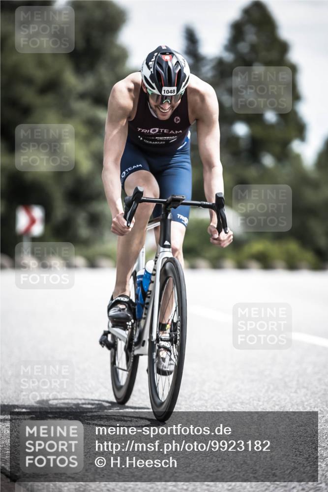 21.06.2026 - 29. Vierlanden-Triathlon H.Heesch http://msf.ph/oto/9923182 21.06.2026 13:03:09 Radfahren 1048 meine-sportfotos.de