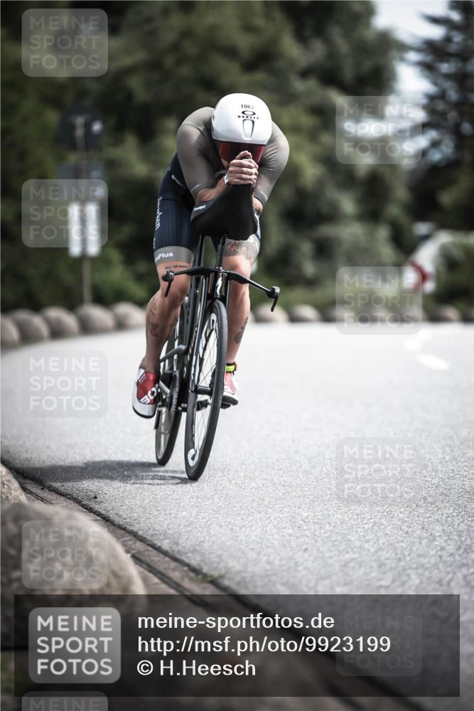 21.06.2026 - 29. Vierlanden-Triathlon H.Heesch http://msf.ph/oto/9923199 21.06.2026 13:03:37 Radfahren 1063 meine-sportfotos.de