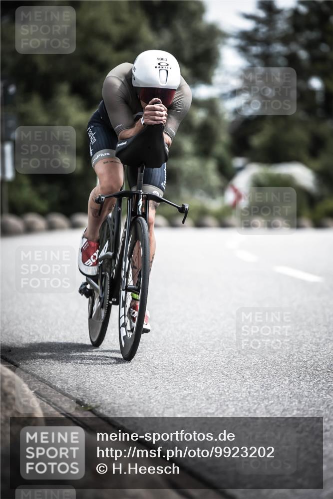 21.06.2026 - 29. Vierlanden-Triathlon H.Heesch http://msf.ph/oto/9923202 21.06.2026 13:03:37 Radfahren 1063 meine-sportfotos.de
