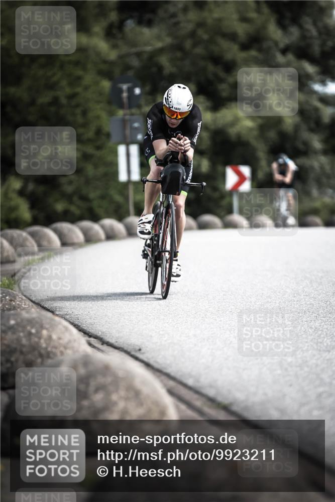 21.06.2026 - 29. Vierlanden-Triathlon H.Heesch http://msf.ph/oto/9923211 21.06.2026 13:03:45 Radfahren 1033 meine-sportfotos.de