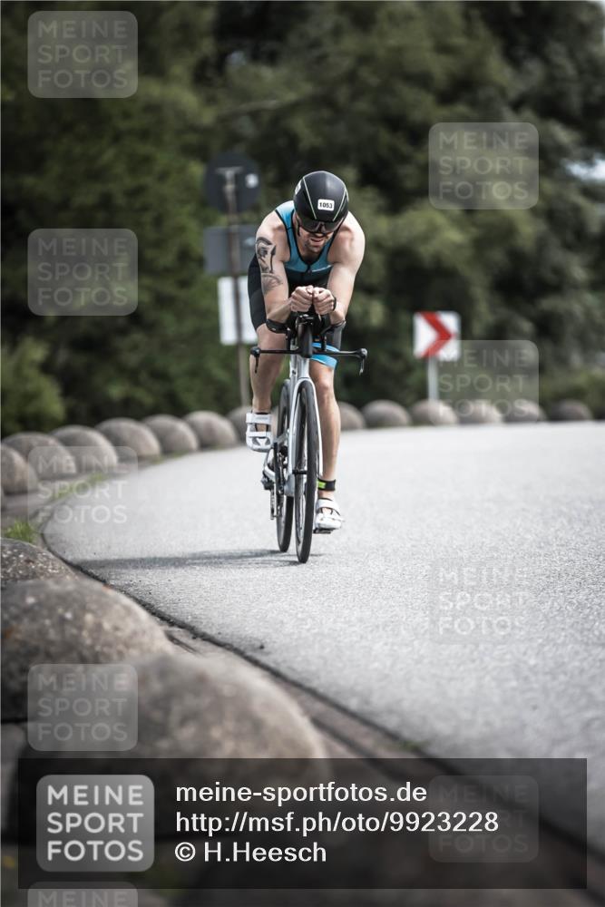 21.06.2026 - 29. Vierlanden-Triathlon H.Heesch http://msf.ph/oto/9923228 21.06.2026 13:03:48 Radfahren 1053 meine-sportfotos.de