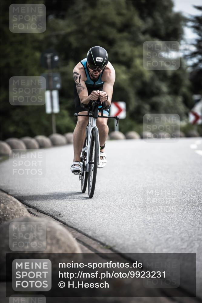 21.06.2026 - 29. Vierlanden-Triathlon H.Heesch http://msf.ph/oto/9923231 21.06.2026 13:03:48 Radfahren 1053 meine-sportfotos.de
