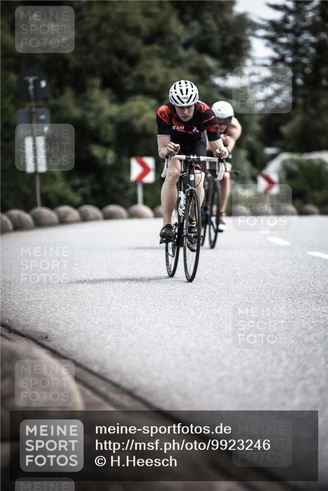 21.06.2026 - 29. Vierlanden-Triathlon H.Heesch http://msf.ph/oto/9923246 21.06.2026 13:03:56 Radfahren 1092 meine-sportfotos.de