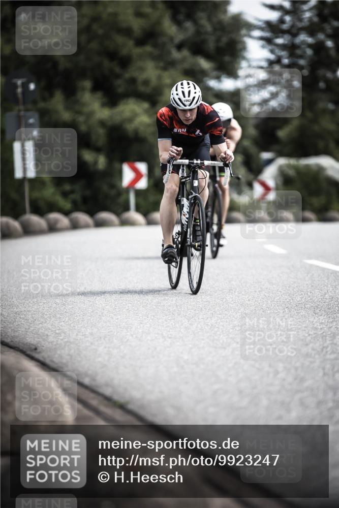 21.06.2026 - 29. Vierlanden-Triathlon H.Heesch http://msf.ph/oto/9923247 21.06.2026 13:03:56 Radfahren 1092 meine-sportfotos.de