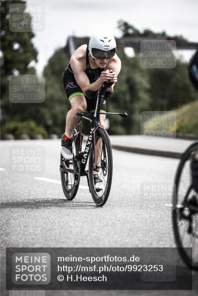 21.06.2026 - 29. Vierlanden-Triathlon H.Heesch http://msf.ph/oto/9923253 21.06.2026 13:03:57 Radfahren 1028 meine-sportfotos.de