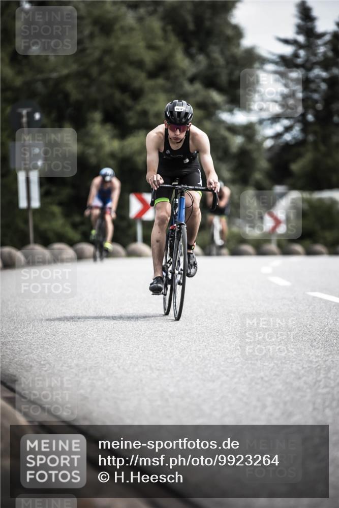 21.06.2026 - 29. Vierlanden-Triathlon H.Heesch http://msf.ph/oto/9923264 21.06.2026 13:04:08 Radfahren 1032 meine-sportfotos.de
