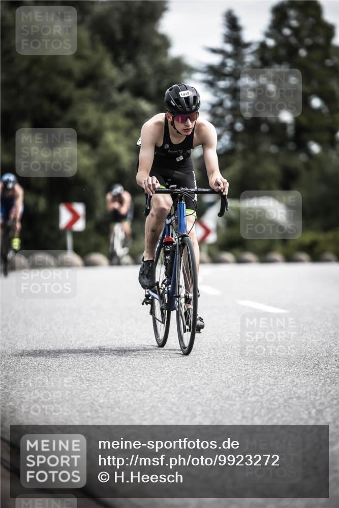 21.06.2026 - 29. Vierlanden-Triathlon H.Heesch http://msf.ph/oto/9923272 21.06.2026 13:04:08 Radfahren 1032 meine-sportfotos.de