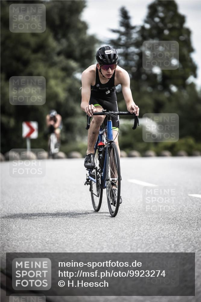 21.06.2026 - 29. Vierlanden-Triathlon H.Heesch http://msf.ph/oto/9923274 21.06.2026 13:04:08 Radfahren 1032 meine-sportfotos.de