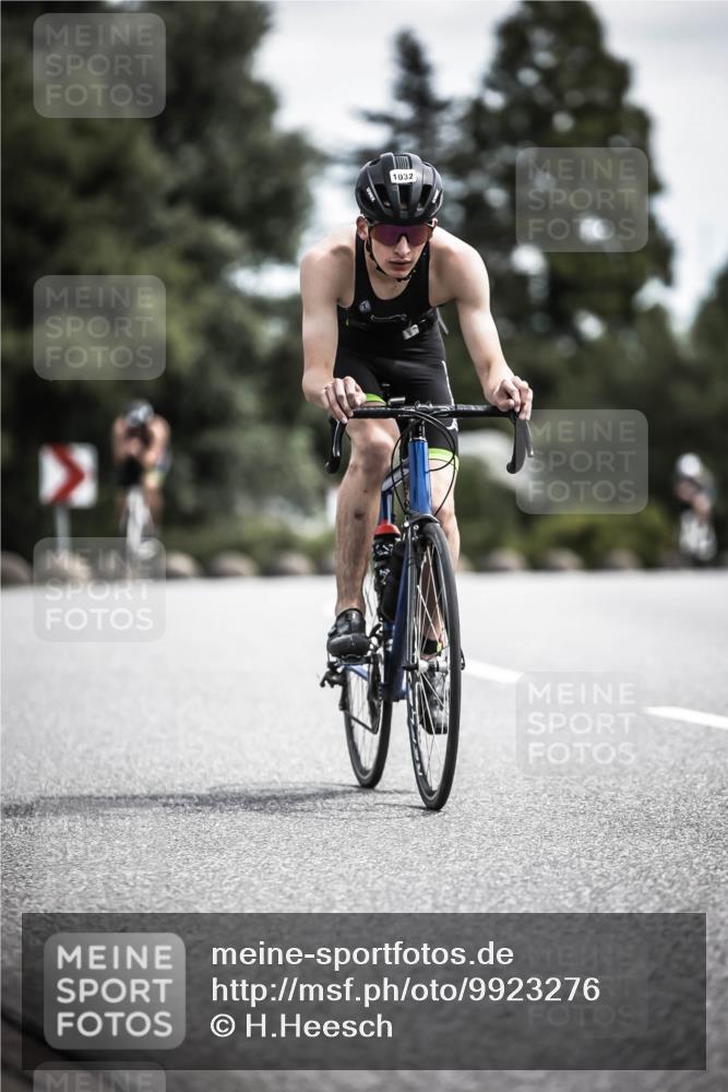 21.06.2026 - 29. Vierlanden-Triathlon H.Heesch http://msf.ph/oto/9923276 21.06.2026 13:04:08 Radfahren 1032 meine-sportfotos.de