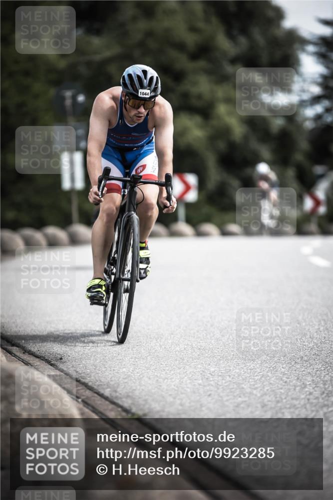 21.06.2026 - 29. Vierlanden-Triathlon H.Heesch http://msf.ph/oto/9923285 21.06.2026 13:04:11 Radfahren 11, 1044 meine-sportfotos.de