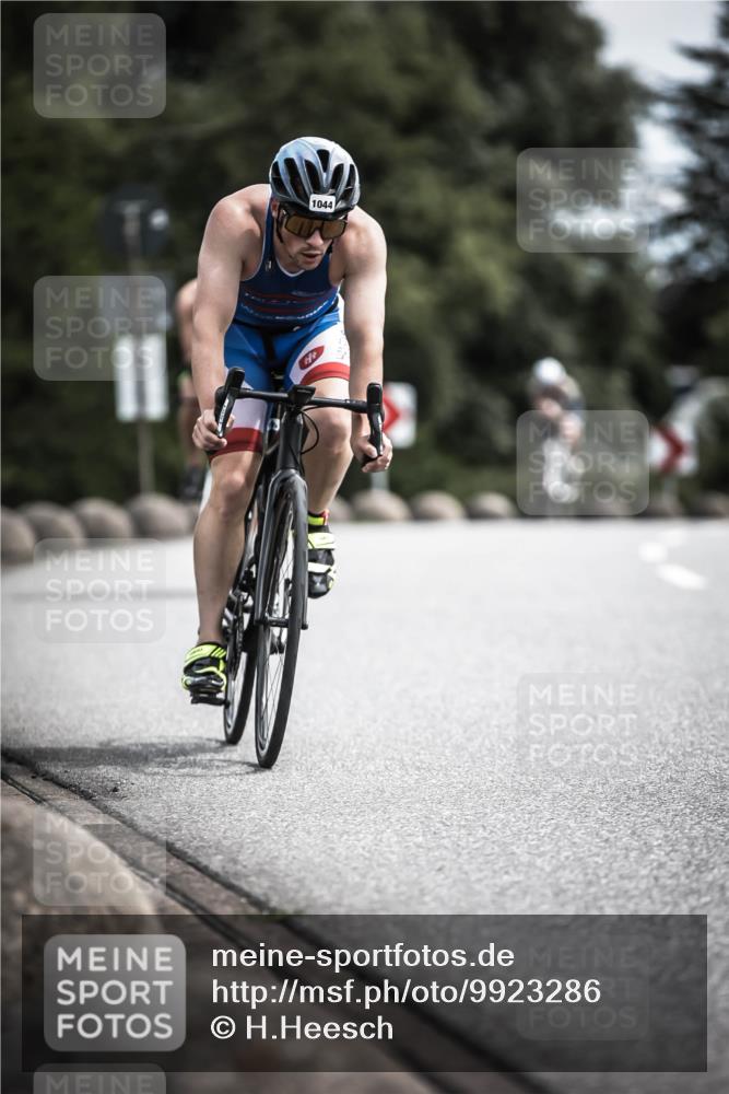 21.06.2026 - 29. Vierlanden-Triathlon H.Heesch http://msf.ph/oto/9923286 21.06.2026 13:04:11 Radfahren 1044 meine-sportfotos.de
