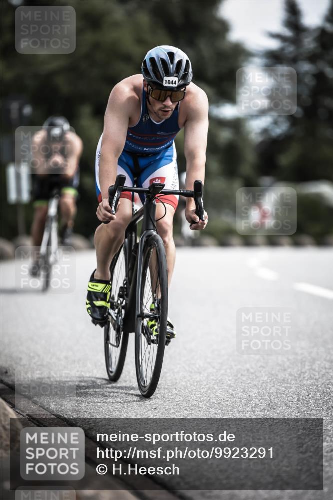 21.06.2026 - 29. Vierlanden-Triathlon H.Heesch http://msf.ph/oto/9923291 21.06.2026 13:04:11 Radfahren 1044 meine-sportfotos.de