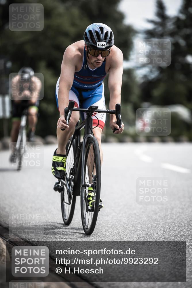 21.06.2026 - 29. Vierlanden-Triathlon H.Heesch http://msf.ph/oto/9923292 21.06.2026 13:04:11 Radfahren 1044 meine-sportfotos.de