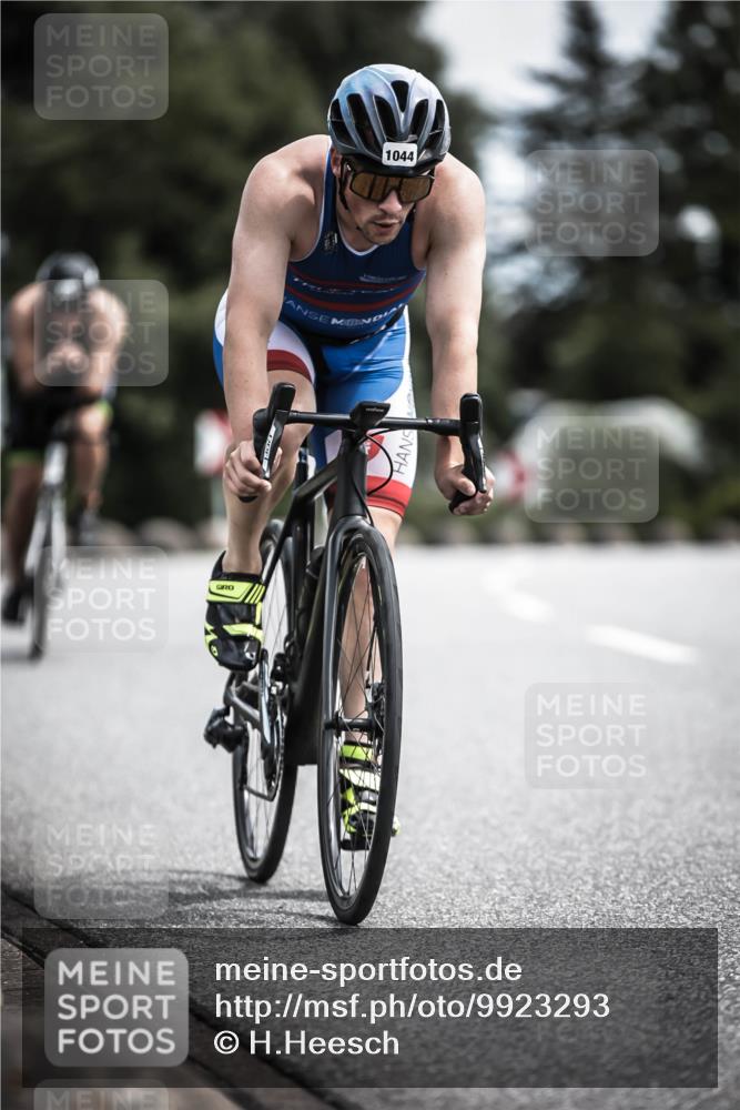 21.06.2026 - 29. Vierlanden-Triathlon H.Heesch http://msf.ph/oto/9923293 21.06.2026 13:04:11 Radfahren 1044 meine-sportfotos.de