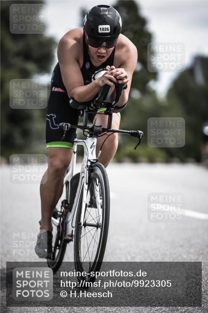 21.06.2026 - 29. Vierlanden-Triathlon H.Heesch http://msf.ph/oto/9923305 21.06.2026 13:04:12 Radfahren 1026 meine-sportfotos.de