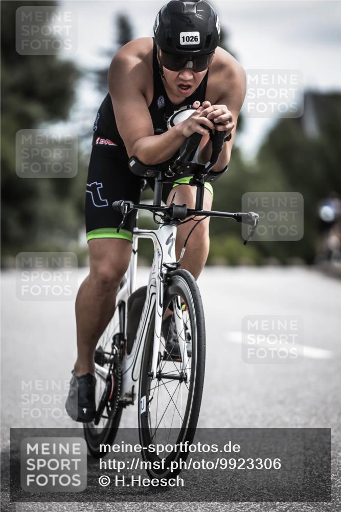 21.06.2026 - 29. Vierlanden-Triathlon H.Heesch http://msf.ph/oto/9923306 21.06.2026 13:04:13 Radfahren 1026 meine-sportfotos.de