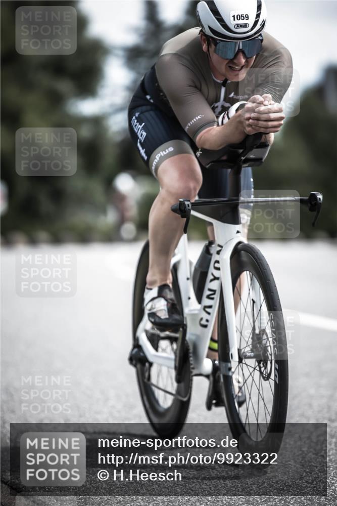 21.06.2026 - 29. Vierlanden-Triathlon H.Heesch http://msf.ph/oto/9923322 21.06.2026 13:04:15 Radfahren 1059 meine-sportfotos.de