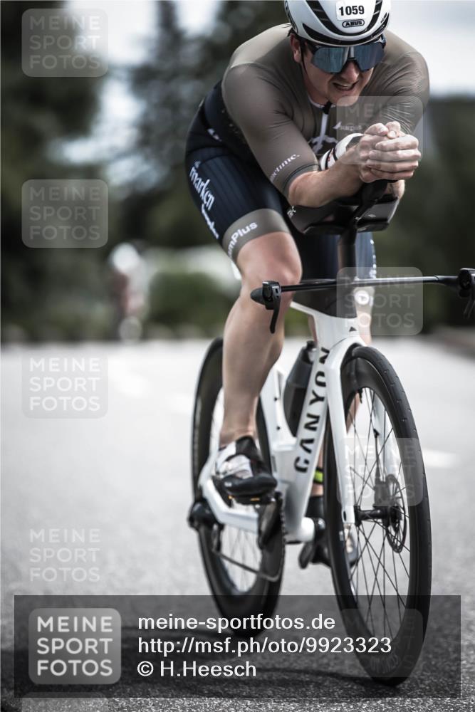 21.06.2026 - 29. Vierlanden-Triathlon H.Heesch http://msf.ph/oto/9923323 21.06.2026 13:04:15 Radfahren 1059 meine-sportfotos.de