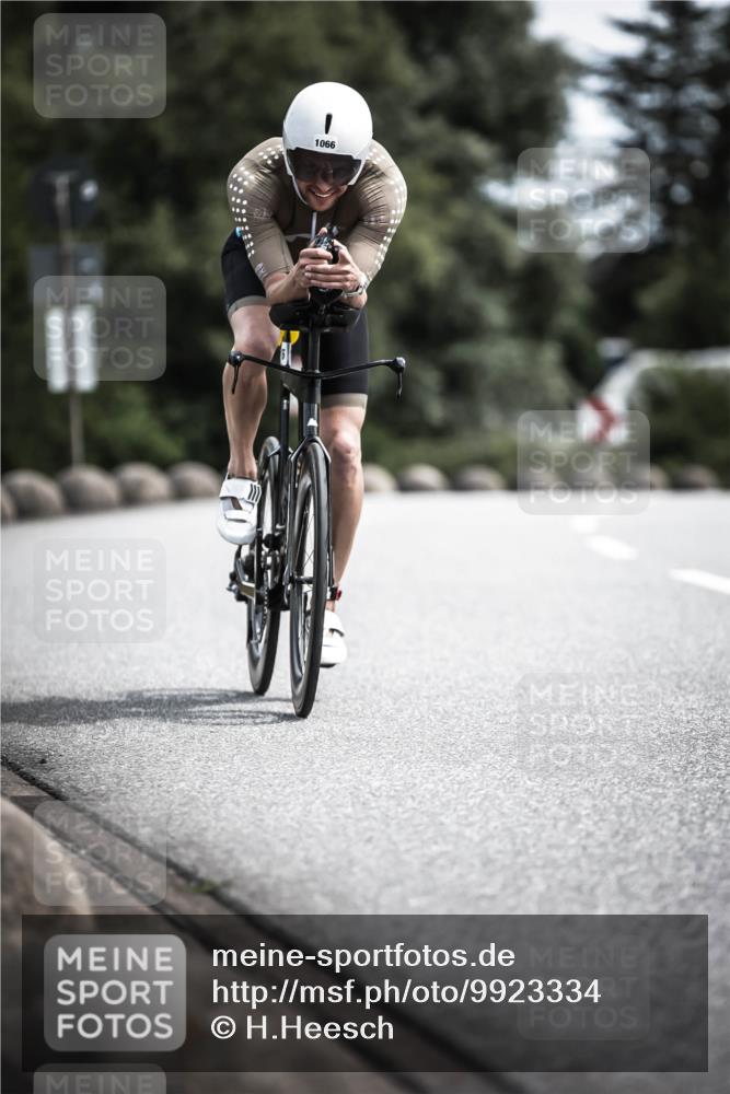 21.06.2026 - 29. Vierlanden-Triathlon H.Heesch http://msf.ph/oto/9923334 21.06.2026 13:04:21 Radfahren 1066 meine-sportfotos.de