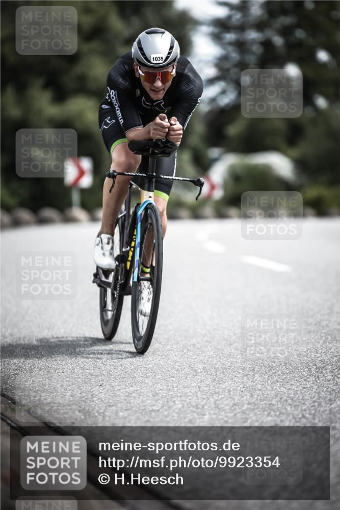 21.06.2026 - 29. Vierlanden-Triathlon H.Heesch http://msf.ph/oto/9923354 21.06.2026 13:04:29 Radfahren 1035 meine-sportfotos.de