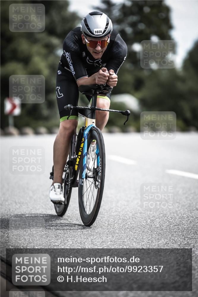 21.06.2026 - 29. Vierlanden-Triathlon H.Heesch http://msf.ph/oto/9923357 21.06.2026 13:04:29 Radfahren 1035 meine-sportfotos.de