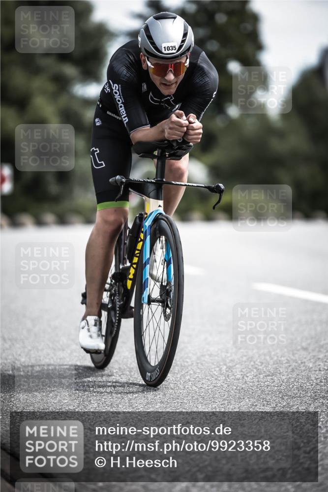 21.06.2026 - 29. Vierlanden-Triathlon H.Heesch http://msf.ph/oto/9923358 21.06.2026 13:04:29 Radfahren 1035 meine-sportfotos.de