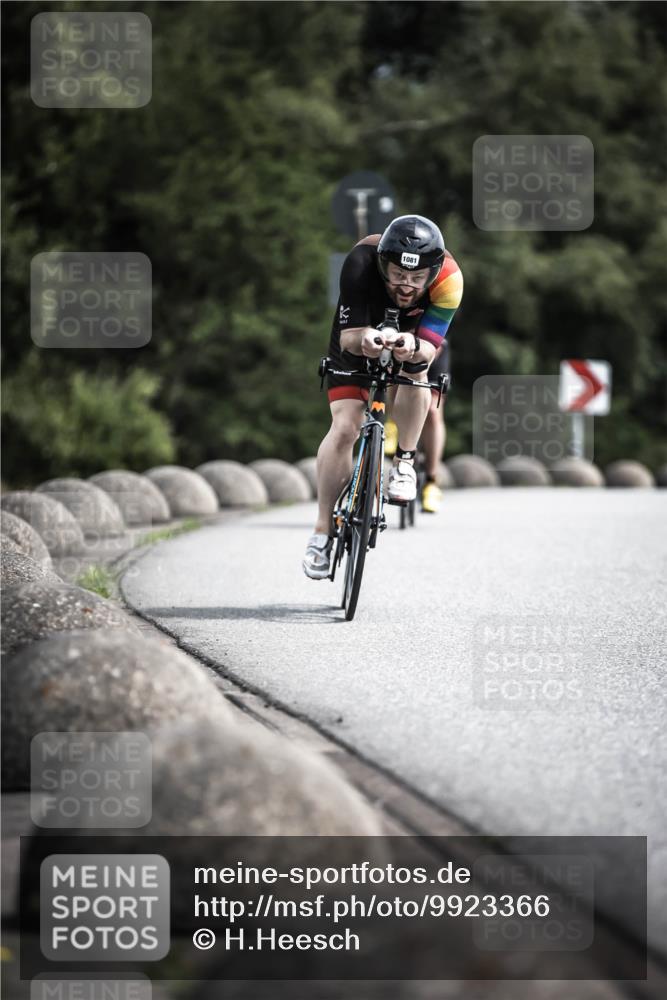 21.06.2026 - 29. Vierlanden-Triathlon H.Heesch http://msf.ph/oto/9923366 21.06.2026 13:04:51 Radfahren 1081 meine-sportfotos.de