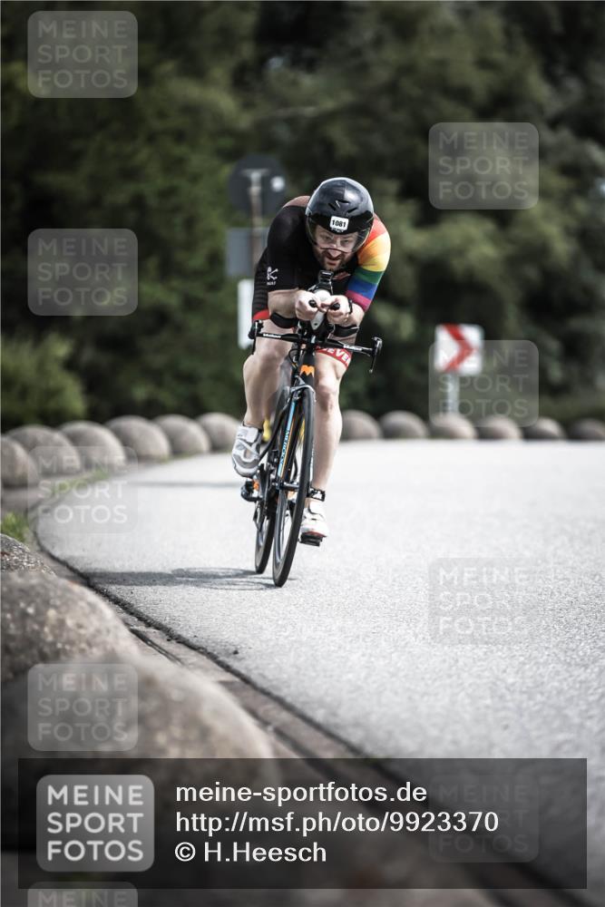 21.06.2026 - 29. Vierlanden-Triathlon H.Heesch http://msf.ph/oto/9923370 21.06.2026 13:04:51 Radfahren 1081 meine-sportfotos.de