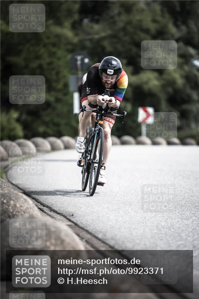 21.06.2026 - 29. Vierlanden-Triathlon H.Heesch http://msf.ph/oto/9923371 21.06.2026 13:04:51 Radfahren 1081 meine-sportfotos.de