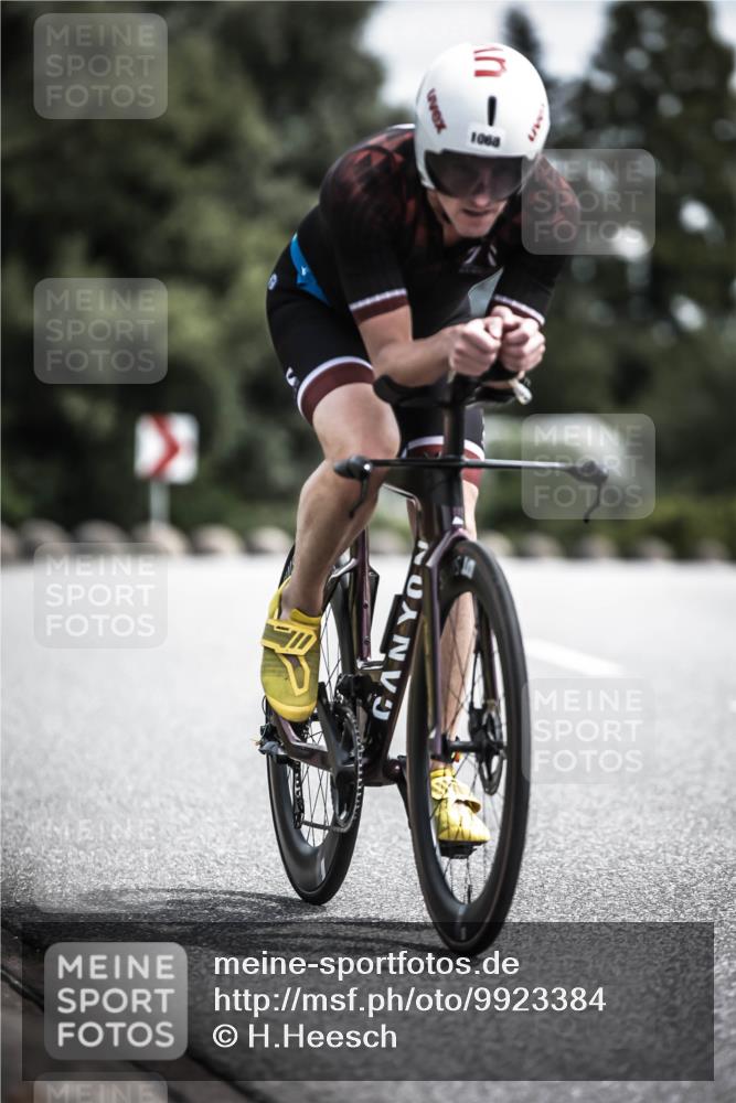 21.06.2026 - 29. Vierlanden-Triathlon H.Heesch http://msf.ph/oto/9923384 21.06.2026 13:04:53 Radfahren 1 meine-sportfotos.de
