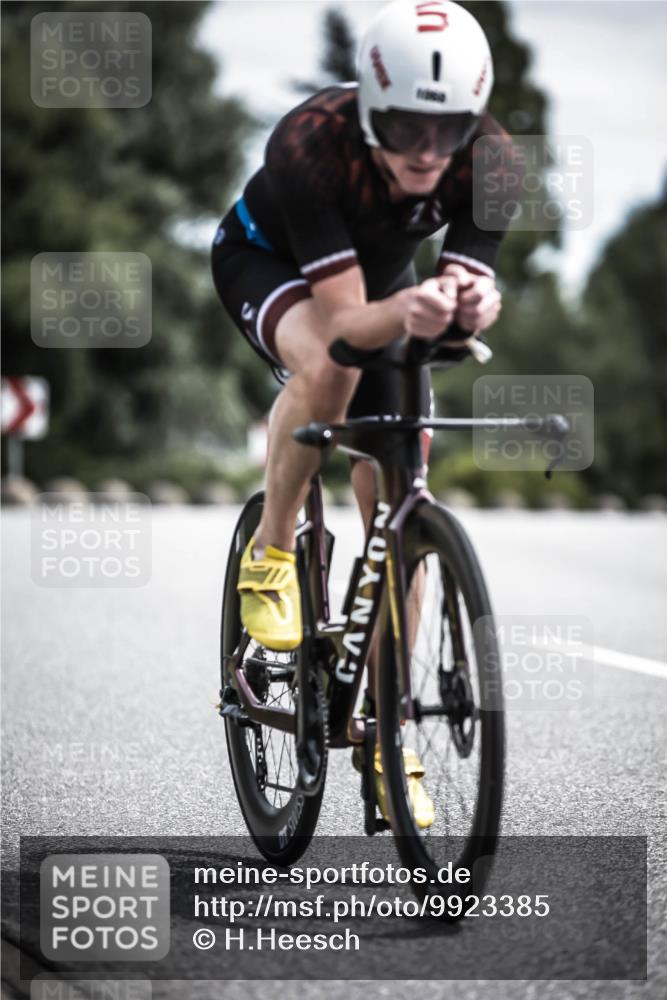 21.06.2026 - 29. Vierlanden-Triathlon H.Heesch http://msf.ph/oto/9923385 21.06.2026 13:04:53 Radfahren 1 meine-sportfotos.de