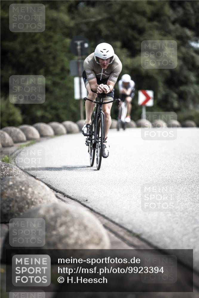 21.06.2026 - 29. Vierlanden-Triathlon H.Heesch http://msf.ph/oto/9923394 21.06.2026 13:05:06 Radfahren 1061 meine-sportfotos.de