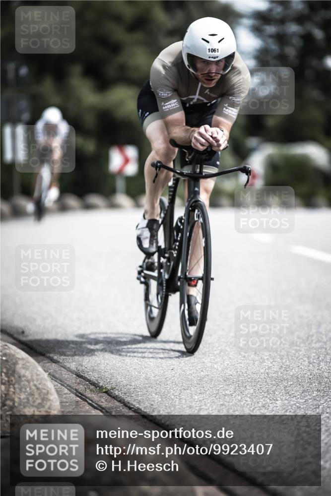 21.06.2026 - 29. Vierlanden-Triathlon H.Heesch http://msf.ph/oto/9923407 21.06.2026 13:05:06 Radfahren 1061 meine-sportfotos.de